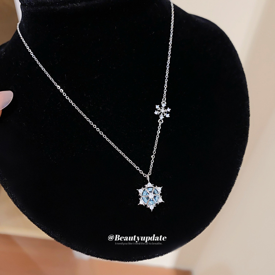 Layered Pendant Necklace Aesthetic - Funkelnde Eiskristall-Schneeflocken-Halskette mit blauem Zirkonstein, Y-förmige,