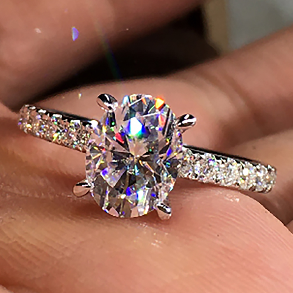 Maßgefertigter Massiver 10K We – Moissanite Engagement Ring 1 Carat Bewertung und Preis