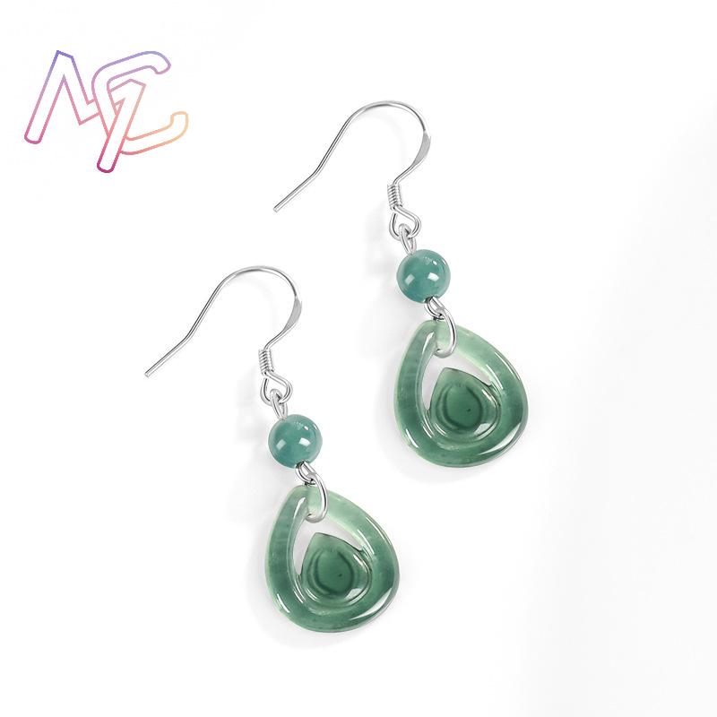 Blaue Myanmar-Jadeit-Wassertro – Earrings Bewertung und Preis