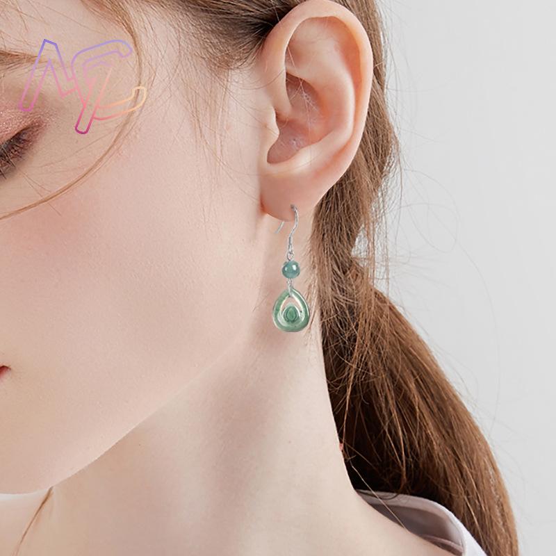 Blaue Myanmar-Jadeit-Wassertro – Earrings Bewertung und Preis